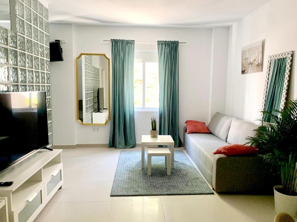 Villamartin Hotel Ghb Dehesa de Campoamor  Экстерьер фото